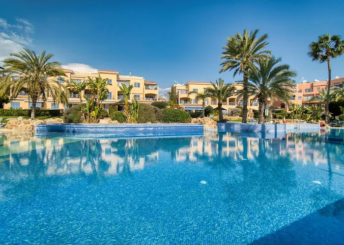Limnaria Gardens H 202