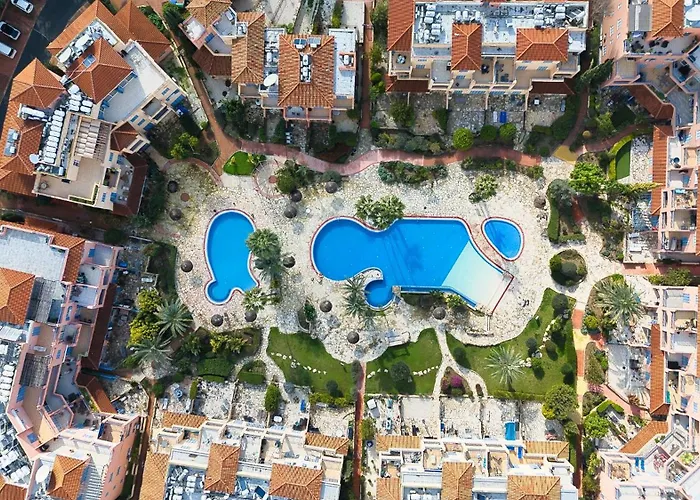 Limnaria Gardens H 202